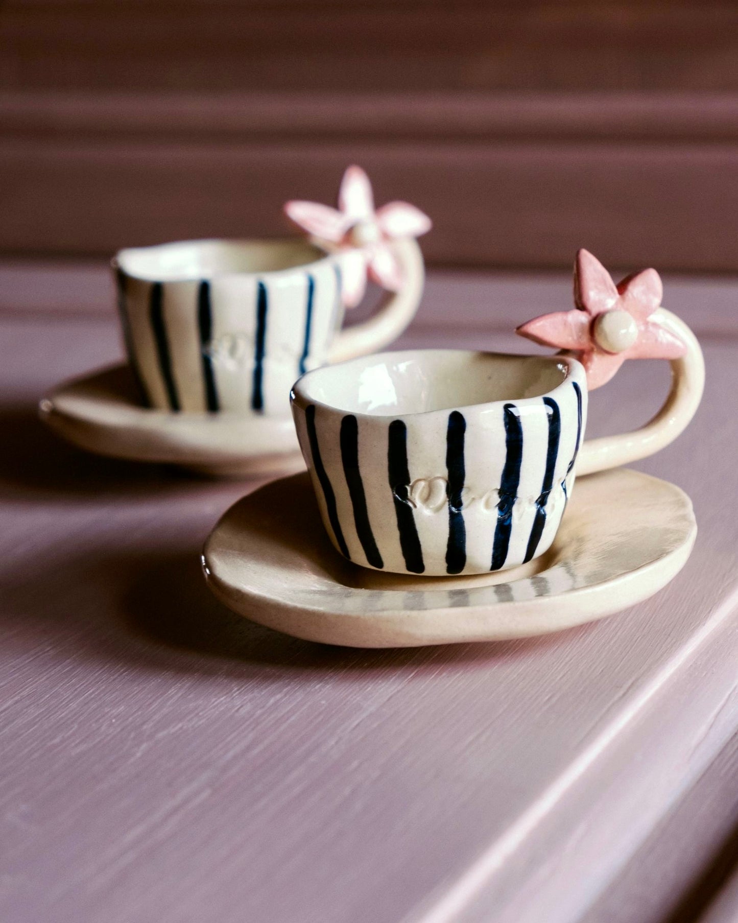Sweet pink flower espresso cups set