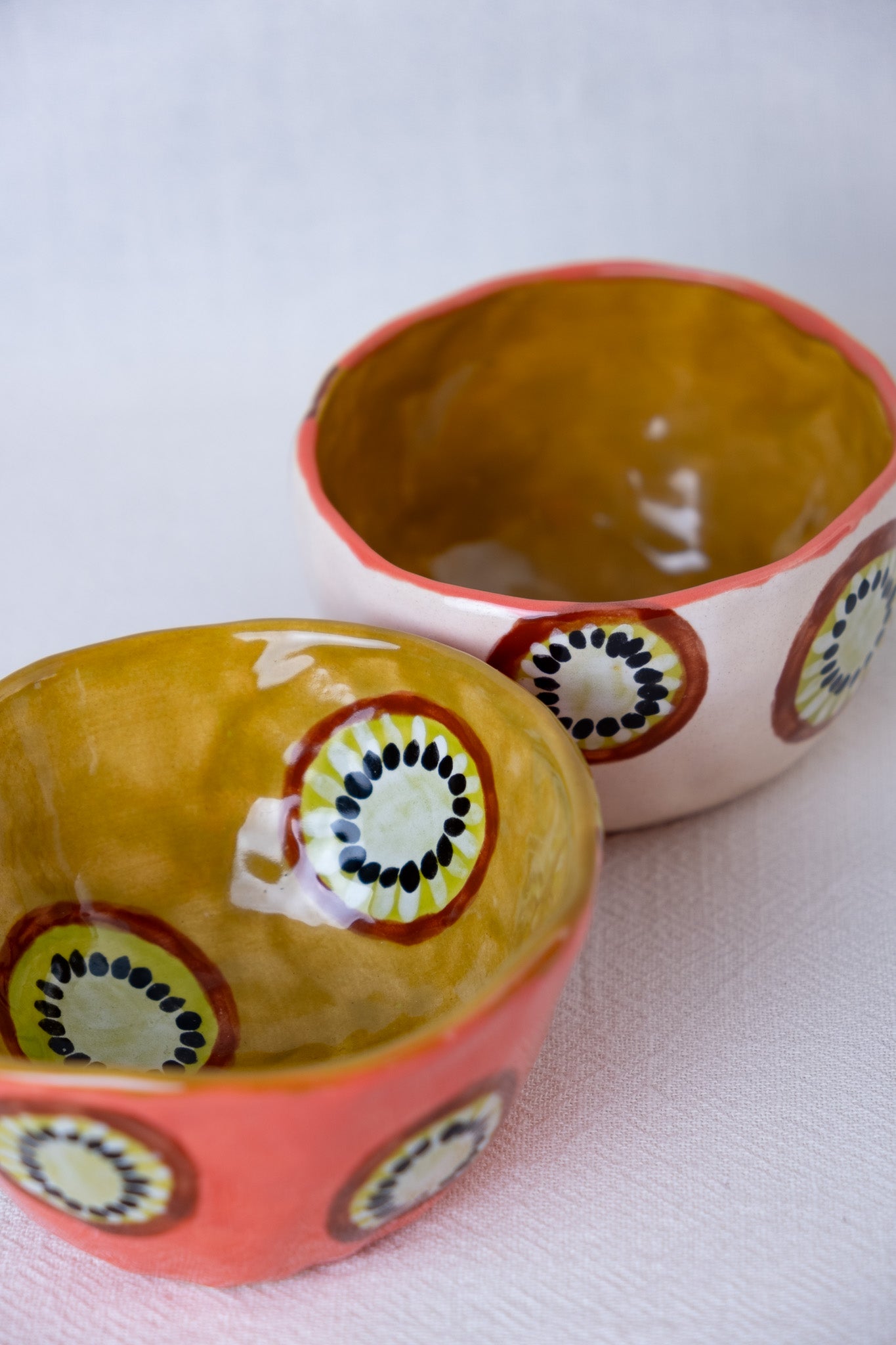Set Kiwi bowls