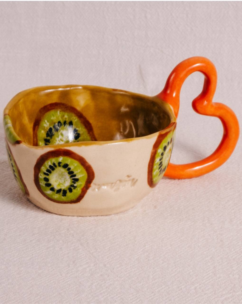 Kiwis heart mug