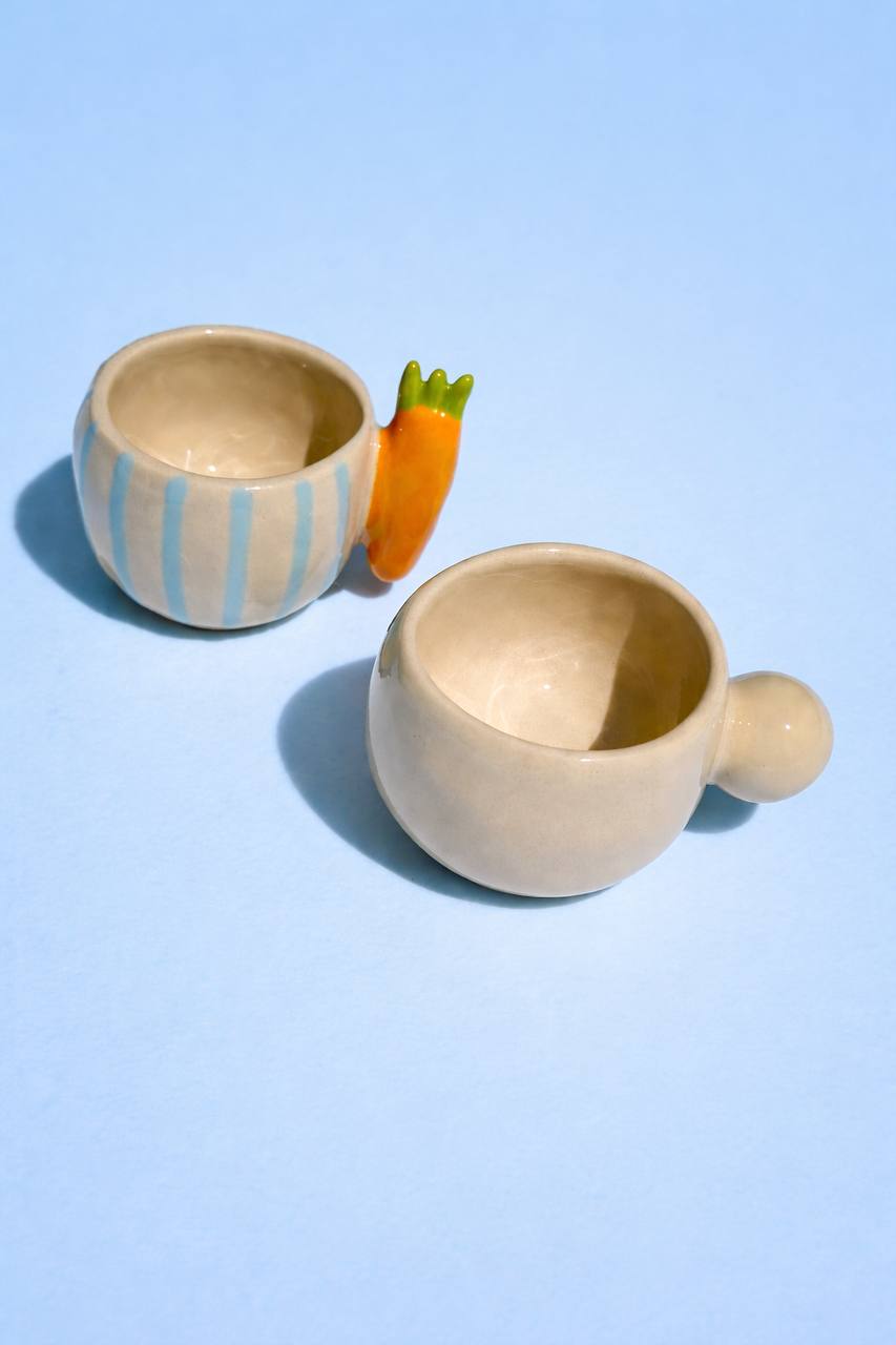 Conjunto de chávenas cenoura/pom-pom