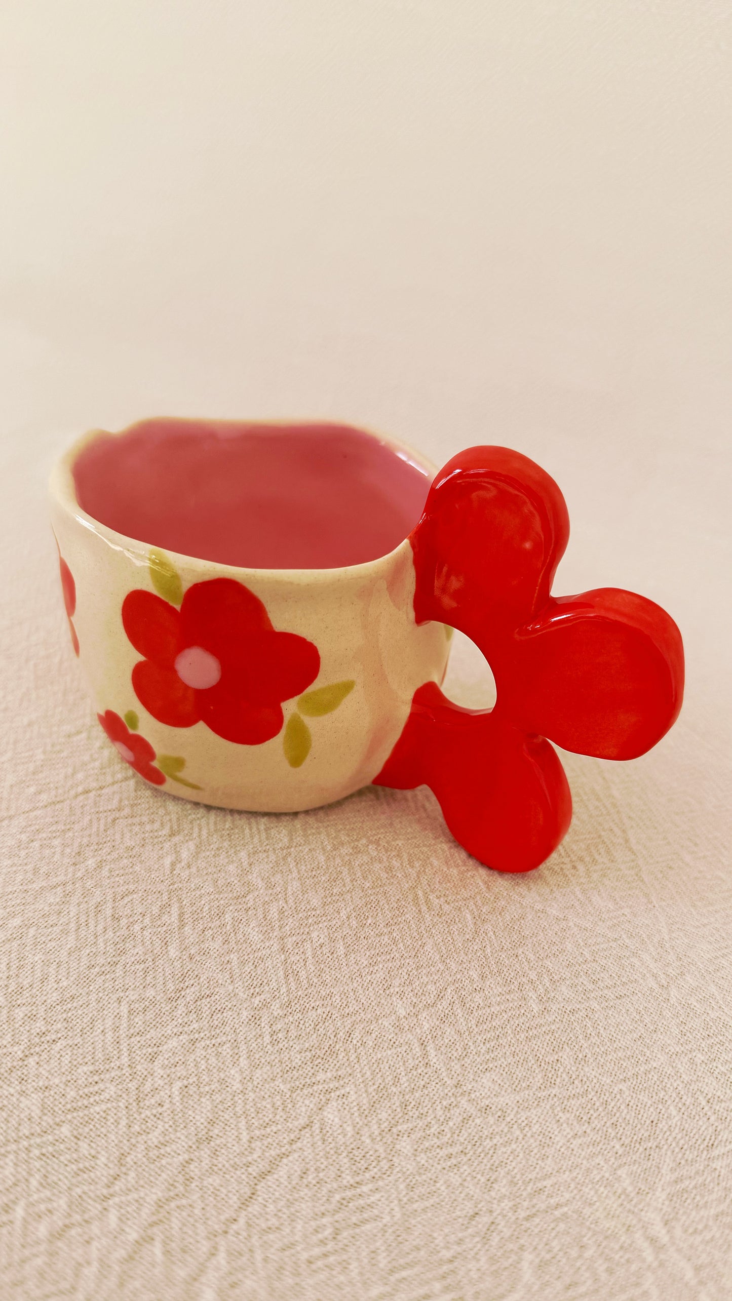 Between Stripes and Petals - Red Flower tea mug set