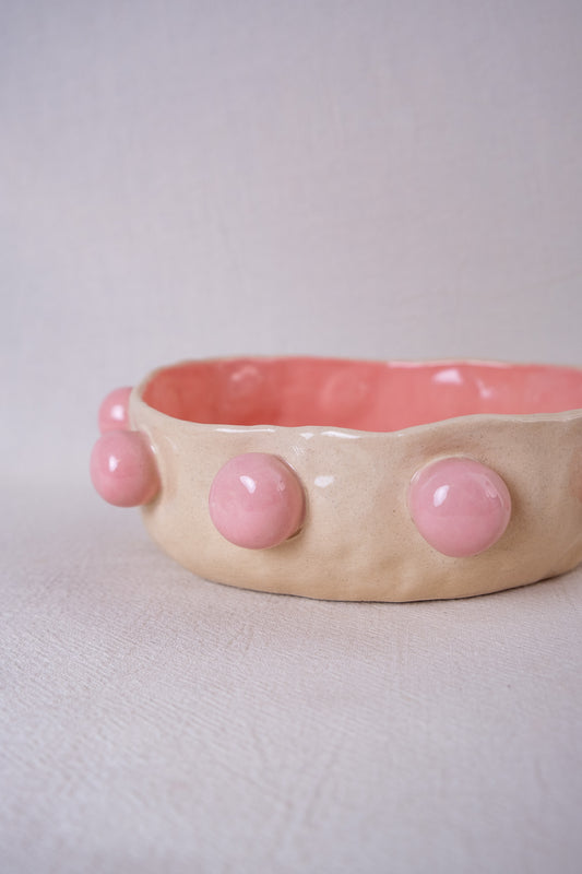 Bowl pink balls
