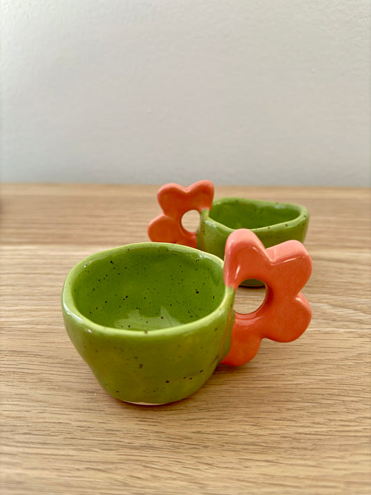 Pistachio and strawberry espresso cup set