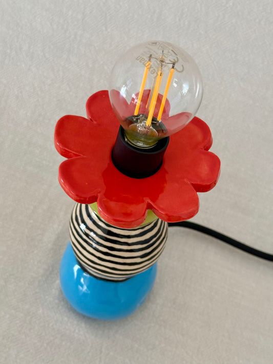 Groovy bloom totem